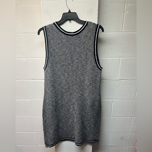 Lands' End Navy and White Knit Sweater - Picture 6 of 7